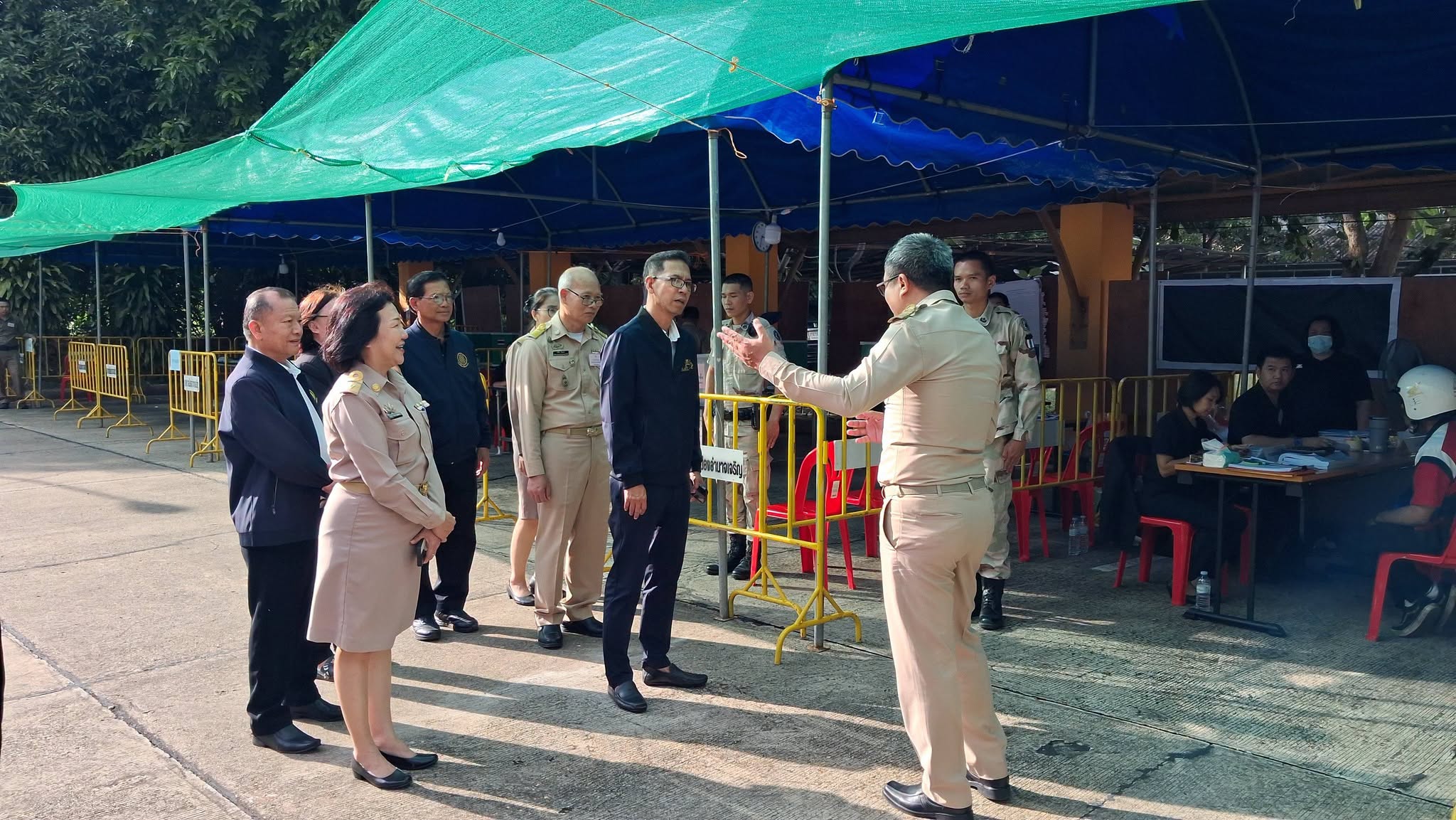 ผู้ว่าฯ อำนาจเจริญ ตรวจเยี่ยมการเลือกตั้งผู้แทนฝ่ายนายจ้างและผู้แทนฝ่ายผู้ประกันตน