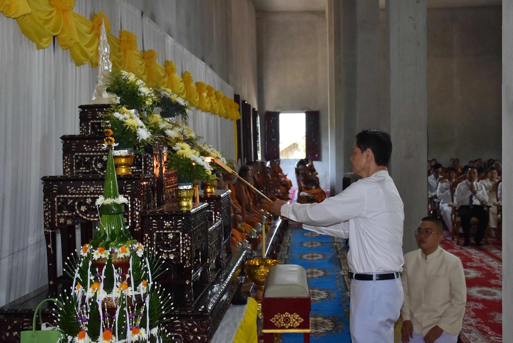 จังหวัดอำนาจเจริญ ประกอบพิธีทำบุญอุทิศถวายบูรพาจารย์ เนื่องในโอกาสอายุวัฒนมงคล 60 ปี พระครูสิริสมาจารคุณ เจ้าคณะอำเภอเมืองอำนาจเจริญ